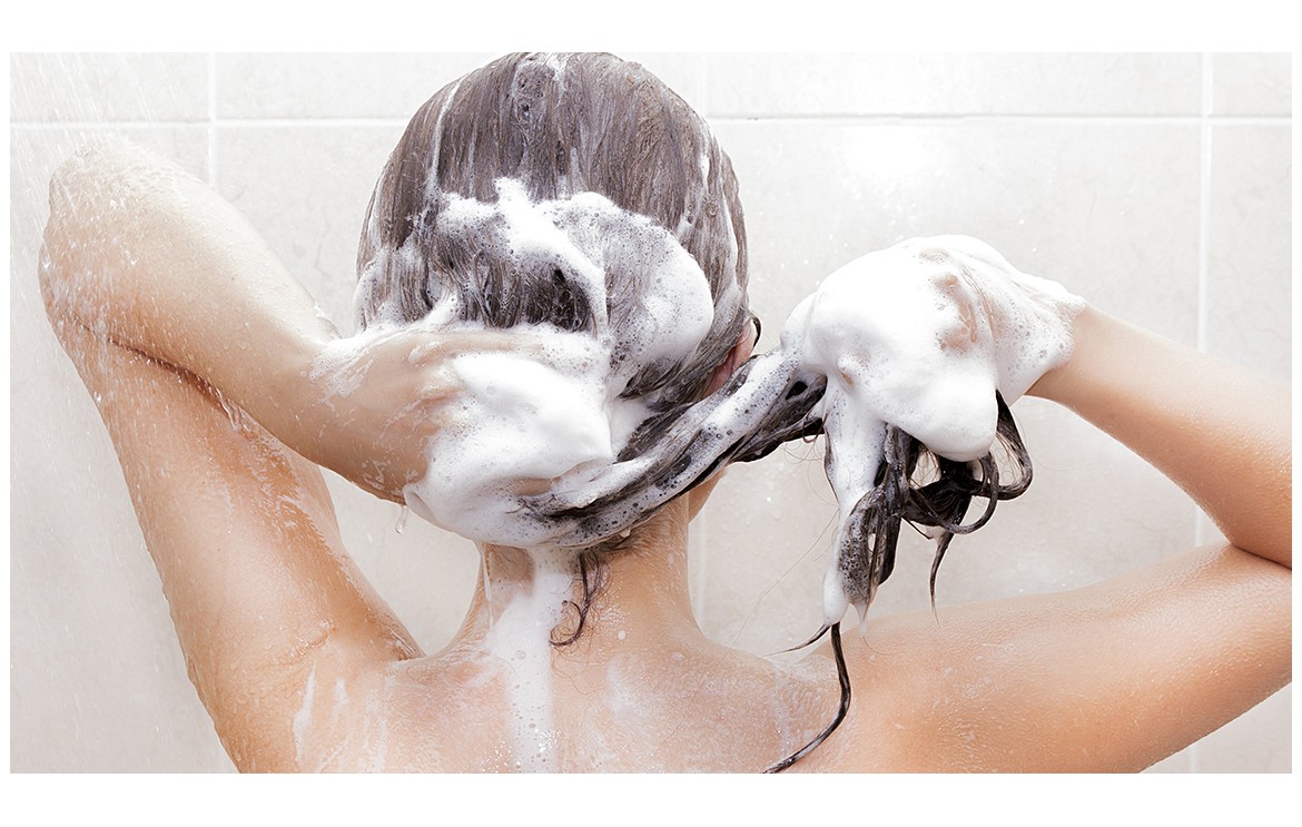 Kaip dažnai turėtumete plauti savo plaukus?